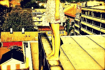 dress-edge-girl-house-roof-standing-Favim.com-67684.jpg