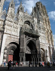 220px-Vue_generale_de_la_cathedrale_de_Rouen.jpg