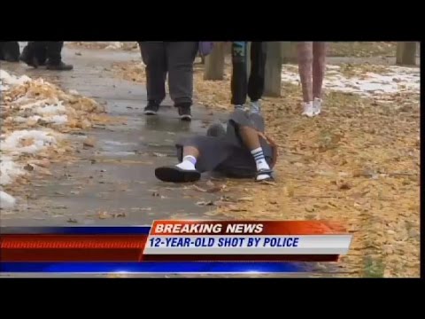 12-year-old with toy gun killed by Cleveland police.jpg