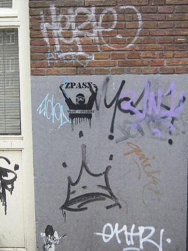 amsterdam graffiti.jpg