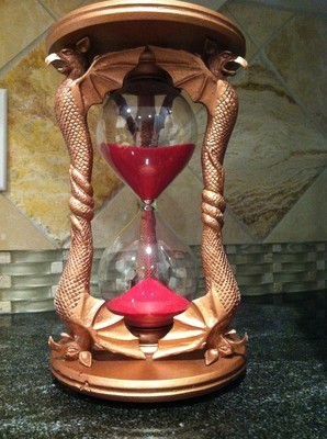 wizard-oz-hourglass-replica_1_f65997e520fbf1d8312a7f5df267b646.jpg