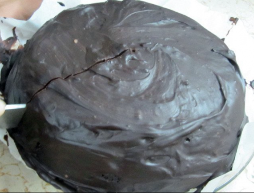 vegan chocolate cake for zo.PNG
