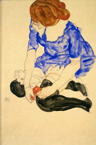 JKD1120WomanBlueDressTyingG.jpg